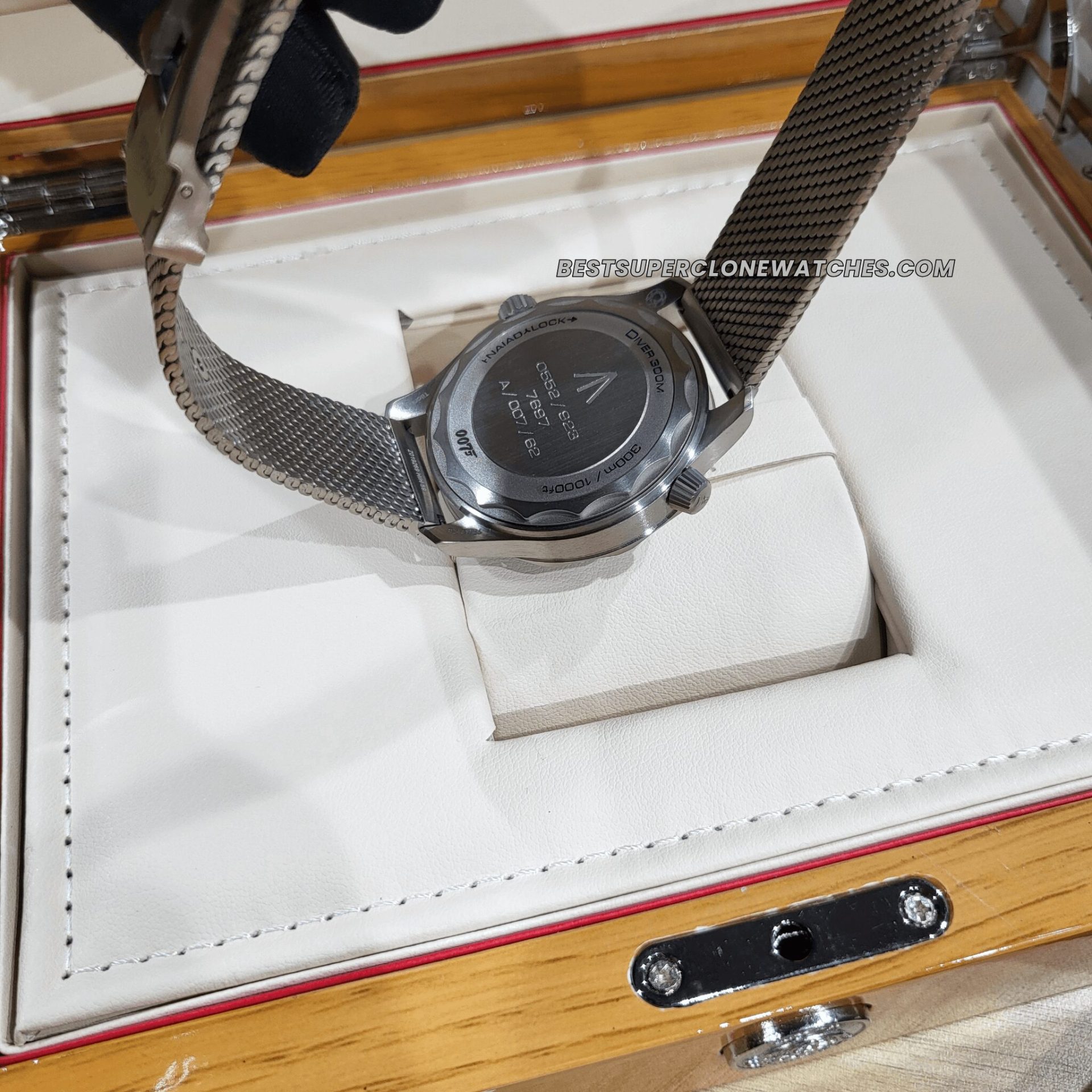 Swiss replica Omega 007 NATO strap watch