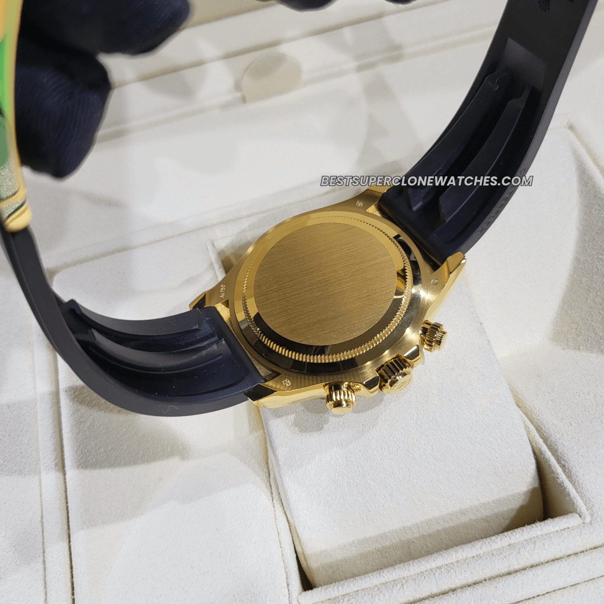 Swiss super clone Rolex Daytona with yellow gold case and sporty oysterflex bracelet