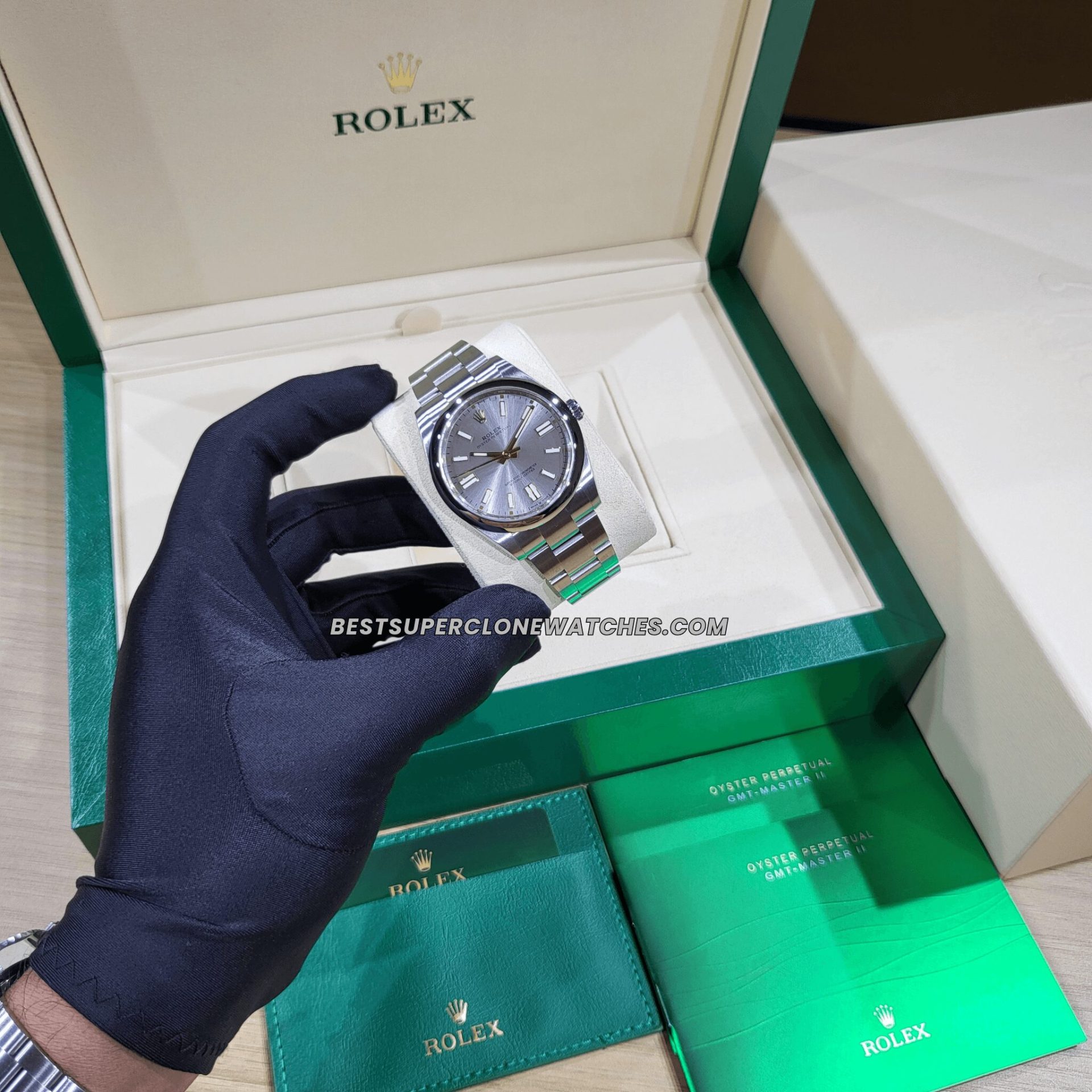 Swiss super clone Rolex Oyster Perpetual 124300 with silver dial and classic stainless steel case design