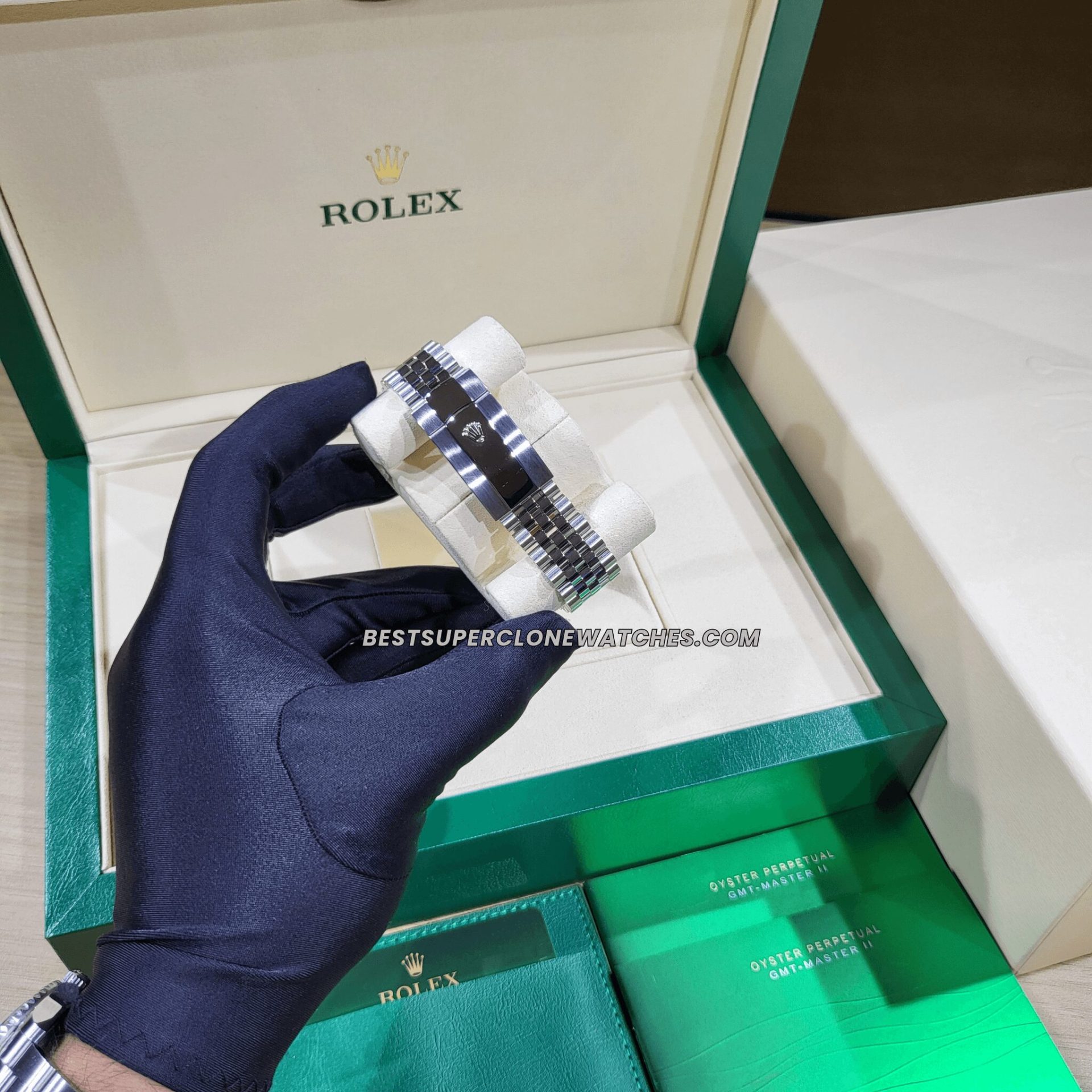 Swiss super clone Rolex Sky-Dweller 336934 with unique bright blue dial and dual time zone function