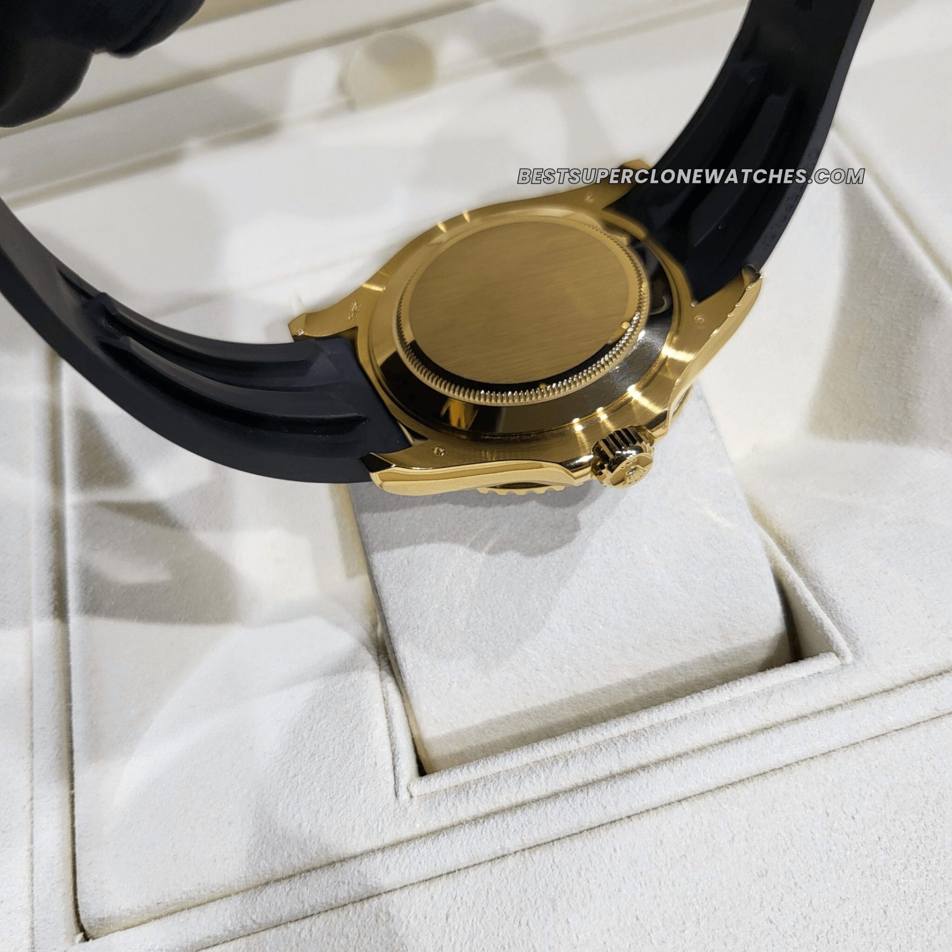 Swiss super clone Rolex Yacht-Master 226658 with yellow gold case, black bezel, and comfortable Oysterflex strap