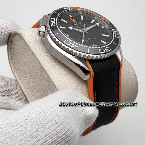 Omega Seamaster Planet Ocean 600M Steel On Rubber Strap Black Dial 8900 Swiss Super Clone Watch Ref-215.32.44.21.01.001 - Image 3