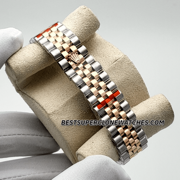 Rolex Datejust Oystersteel and Everose Gold Diamonds Set Silver Dial 31mm 2236 Swiss Super Clone Watch Ref-278271 - Image 4