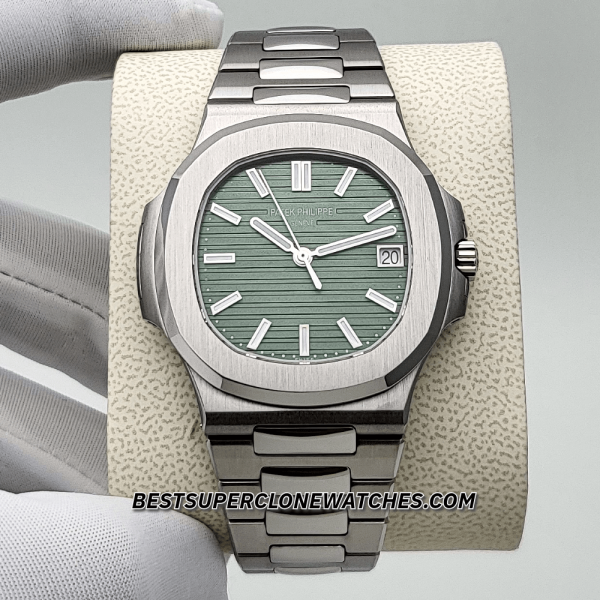 Patek Philippe Nautilus Stainless Steel Olive Green Dial 26-330 S C Swiss Super Clone Watch Ref-5711/1A-014