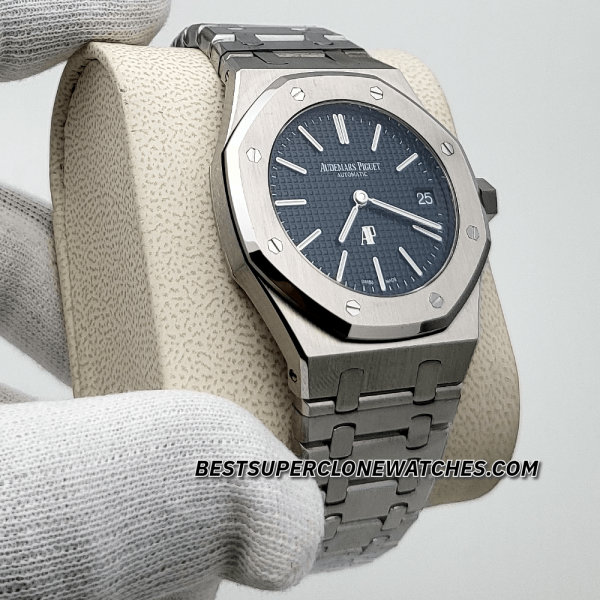 Audemars Piguet Royal Oak Jumbo Extra-Thin Blue Dial 7121 Swiss Super Clone Watch Ref-16202ST.OO.1240ST.02 - Image 3
