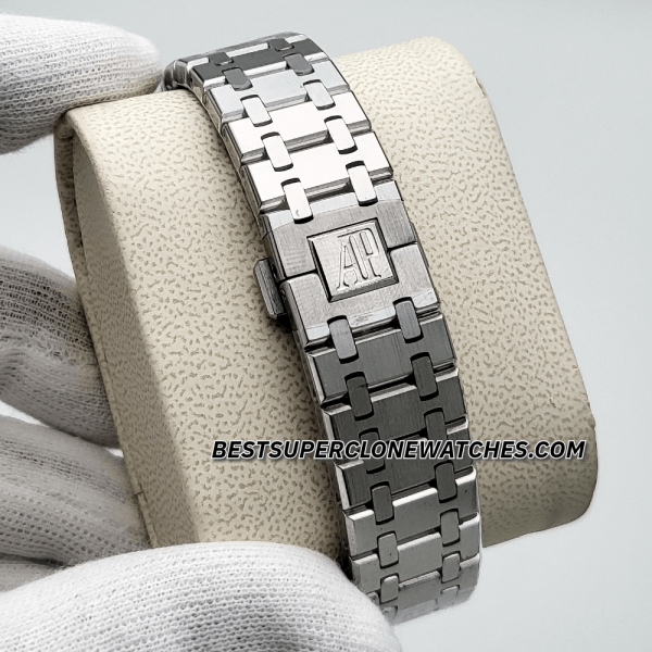 Audemars Piguet Royal Oak Jumbo Extra-Thin Blue Dial 7121 Swiss Super Clone Watch Ref-16202ST.OO.1240ST.02 - Image 4