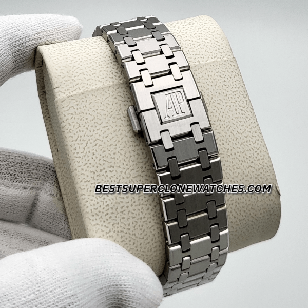 Audemars Piguet Royal Oak Stainless Steel Black Dial 3120 Swiss Super Clone Watch Ref-15400ST.OO.1220ST.01.A - Image 4
