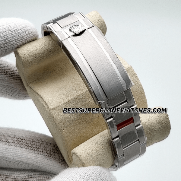 Rolex Submariner Hulk Date Green Dial 3135 Swiss Super Clone Watch Ref-116610LV - Image 4