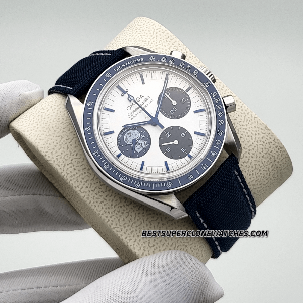Omega Speedmaster Silver Snoopy Award” 50th Anniversary 42mm Steel on Coated Nylon Fabric Strap 3861 Swiss Super Clone Watch Ref-310.32.42.50.02.001 - Image 3