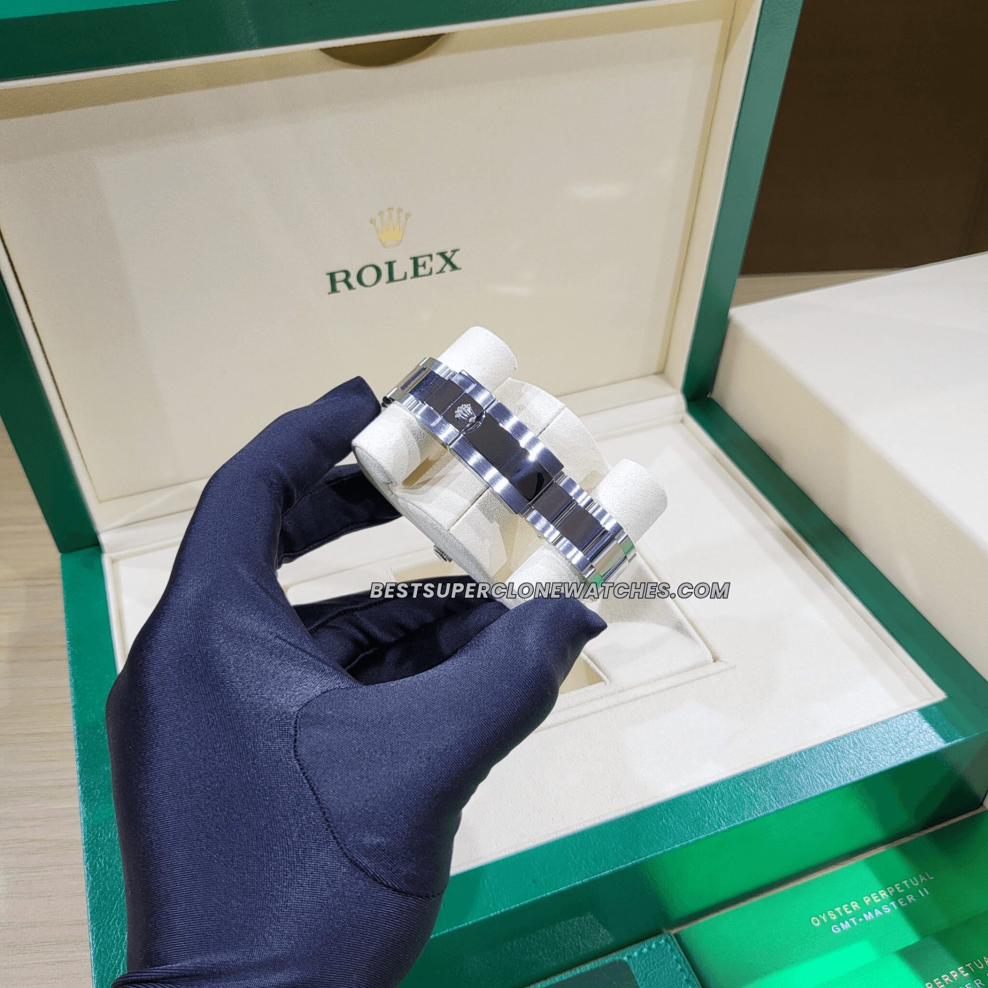 High-quality Super Clone Rolex GMT 126729VTNR with green dial